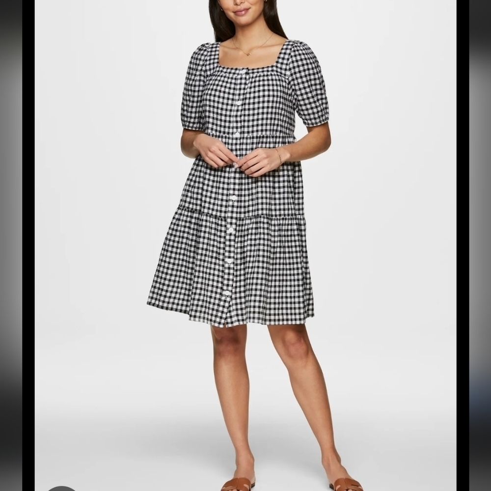 Beachlunchlounge black and white plaid dress, square neck, short sleeves, Large